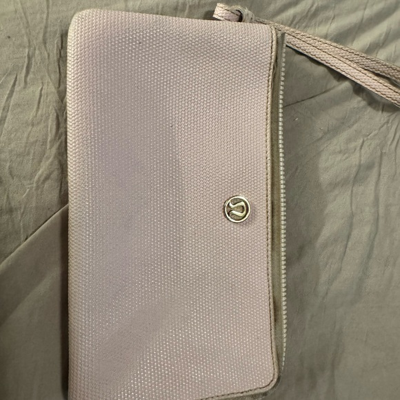 lululemon athletica Accessories - LULULEMON WALLET PURSE